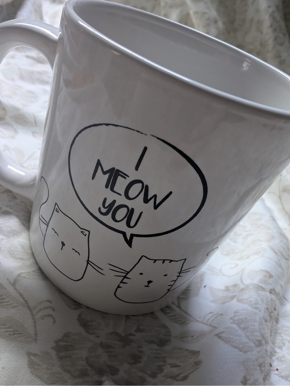 Royal Norfolk Ceramic Mug with 'I Meow You' Cat Design